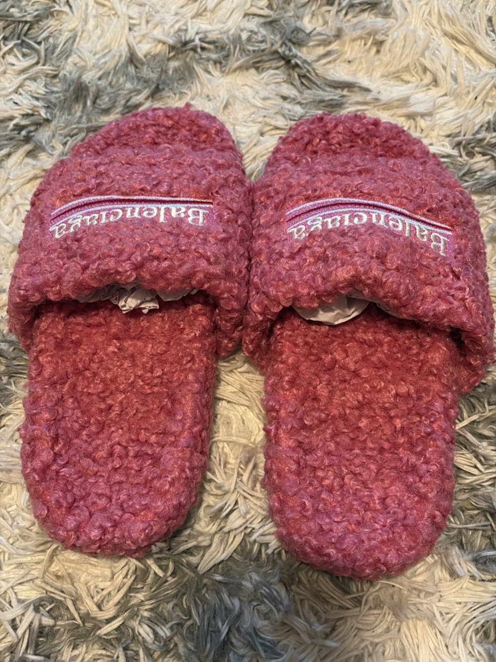 Brand new size 8.5 in woman’s balenciaga slides